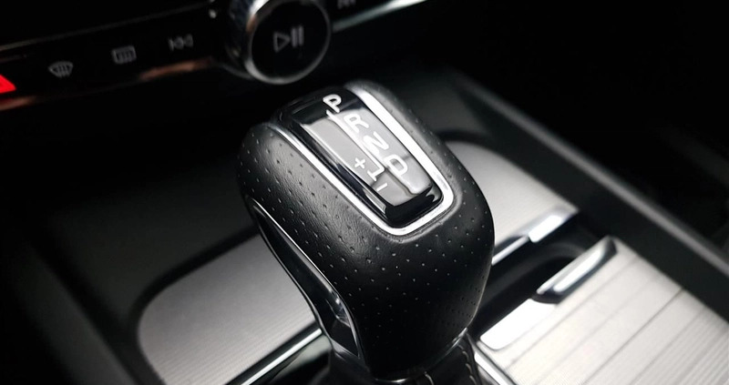 Volvo XC 60 cena 149900 przebieg: 77278, rok produkcji 2019 z Wągrowiec małe 352